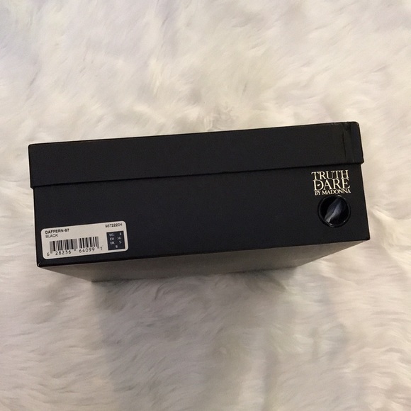 Sz 8 | Retro Madonna | Black & Gold Bootie | High Top Ankle Wedge 🔥 - Picture 12 of 12